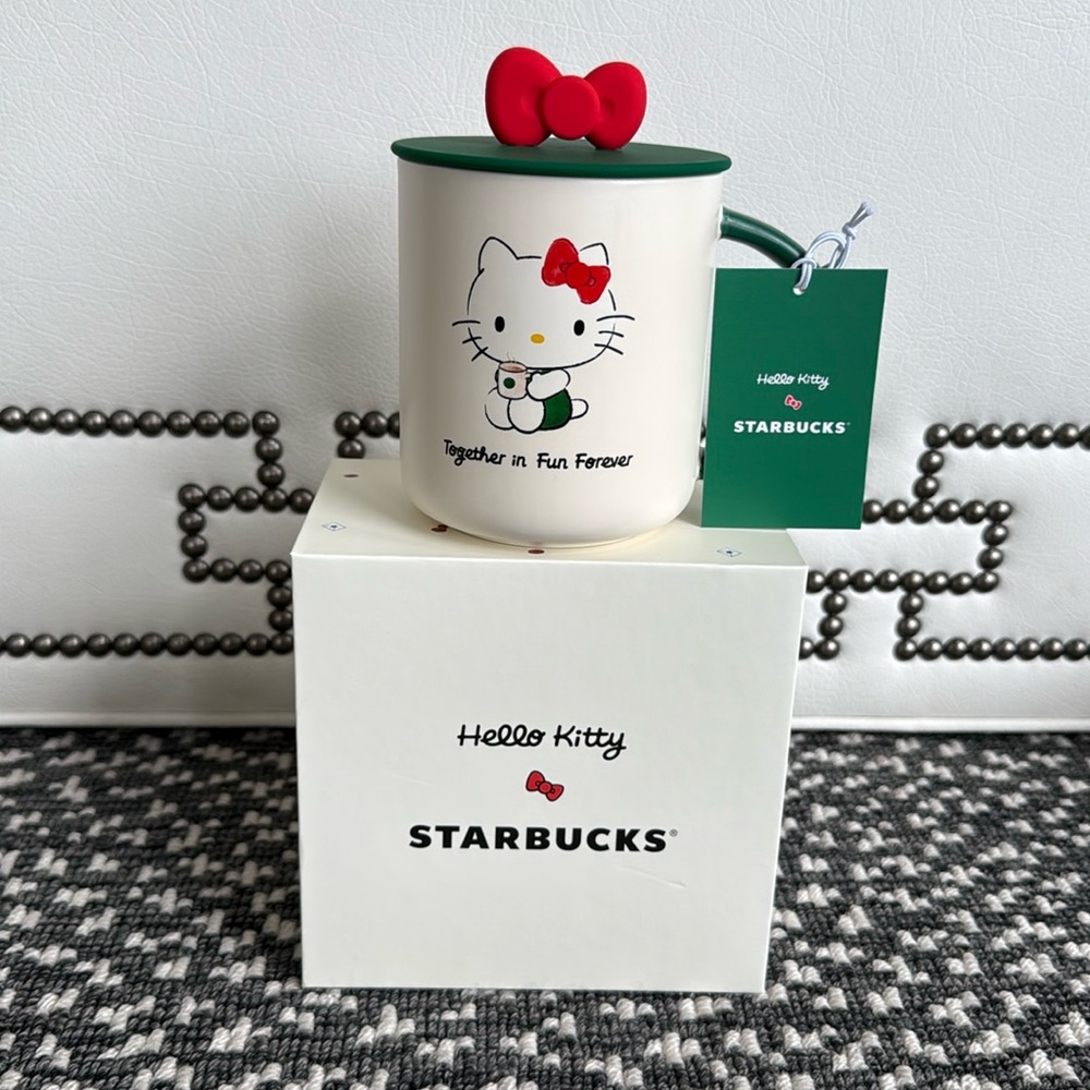 TRENDING!! Hello Kitty Mug from Starbucks (NWT)